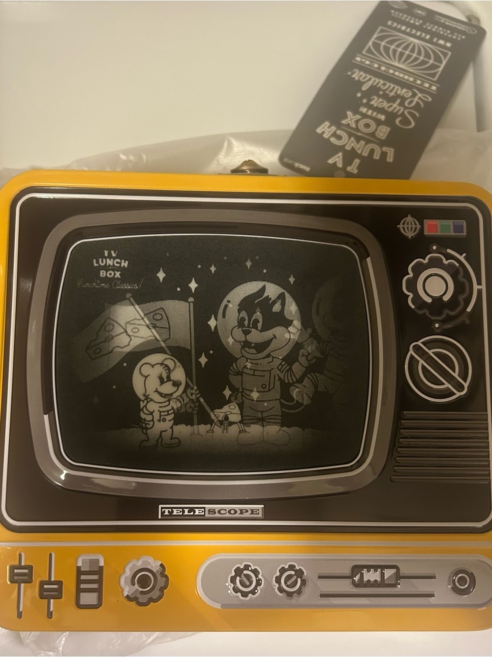 NWT-Retro TV Lunch Box with Space Cartoon Graphic - Yellow